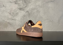 Carica l&#39;immagine nel visualizzatore di Gallery, 𝐌𝐮𝐧𝐢𝐜𝐡
