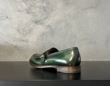 Carica l'immagine nel visualizzatore di Gallery, 𝑊𝑜𝑊 𝑚𝑎𝑑𝑒 𝑖𝑛 𝑖𝑡𝑎𝑙𝑦
