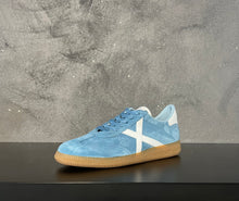 Carica l'immagine nel visualizzatore di Gallery, 𝑀𝑢𝑛𝑖𝑐ℎ
