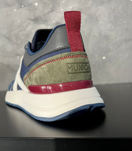 Carica l'immagine nel visualizzatore di Gallery, 𝐌𝐮𝐧𝐢𝐜𝐡
