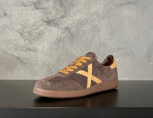 Carica l&#39;immagine nel visualizzatore di Gallery, 𝐌𝐮𝐧𝐢𝐜𝐡
